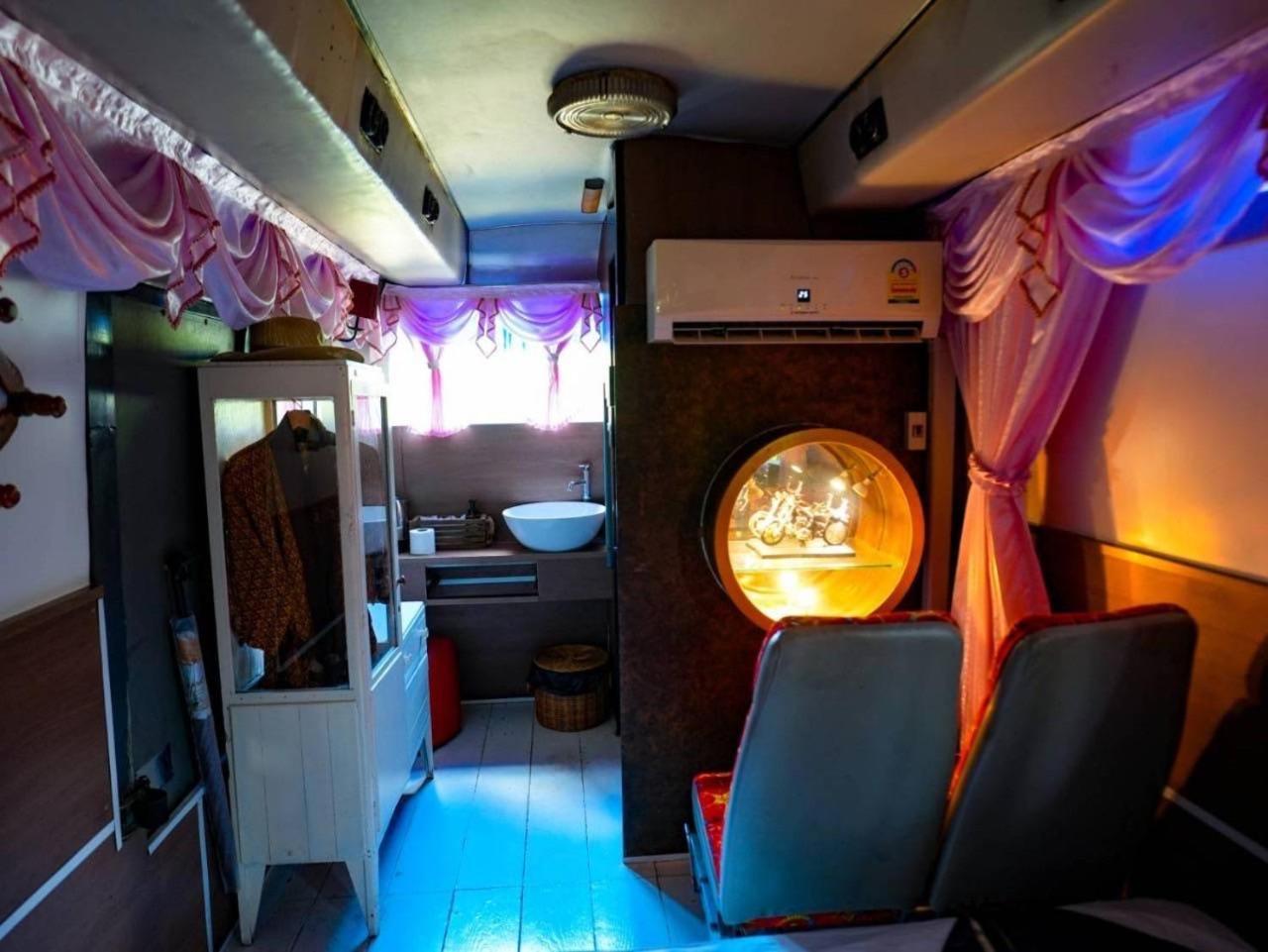 The Antique Riverside Resort Ban Pong  Экстерьер фото